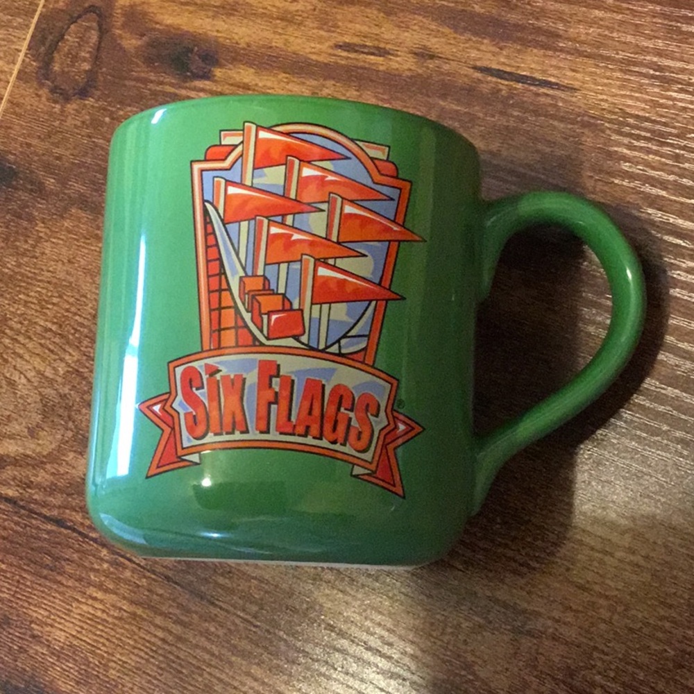 SIX FLAGS Coffee Mug